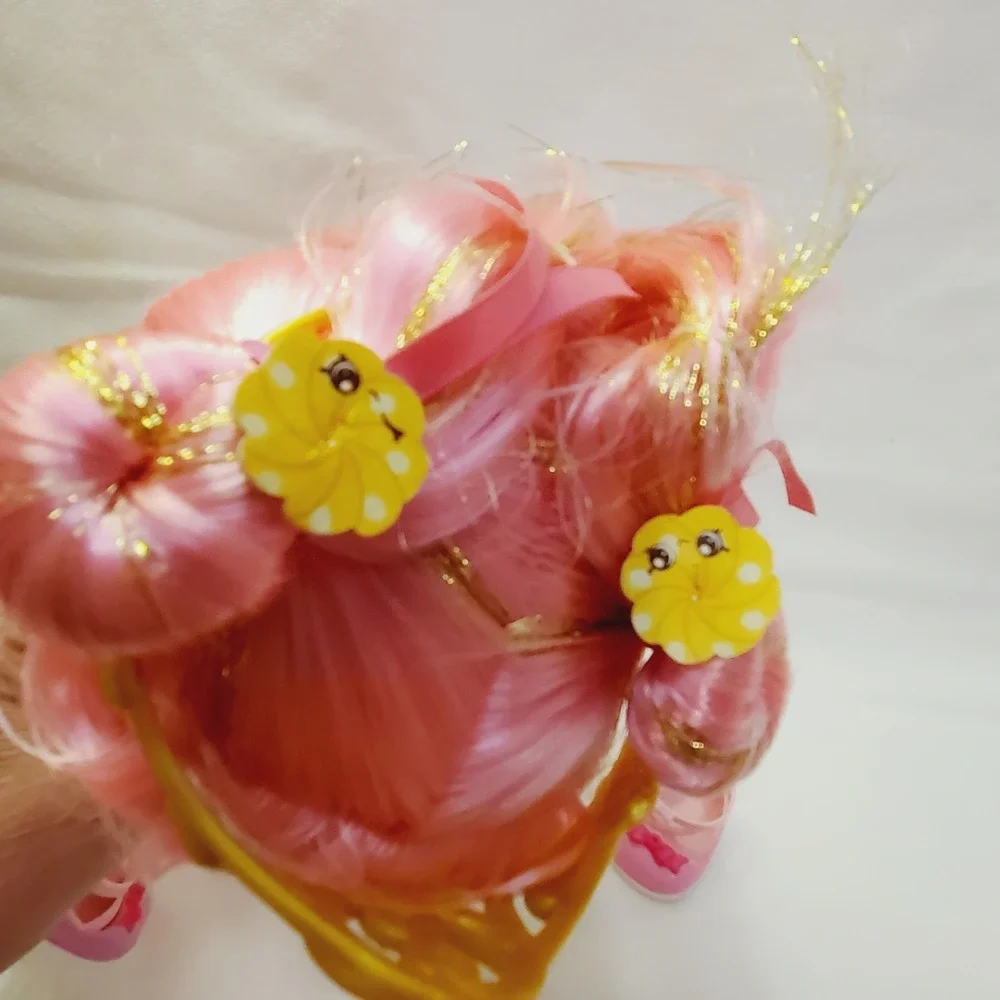 Kindi Kids Dress Up Friends 10